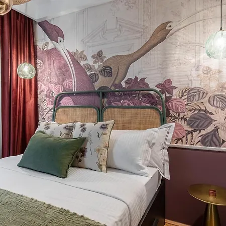 Birds Of Paradise Bukareszt