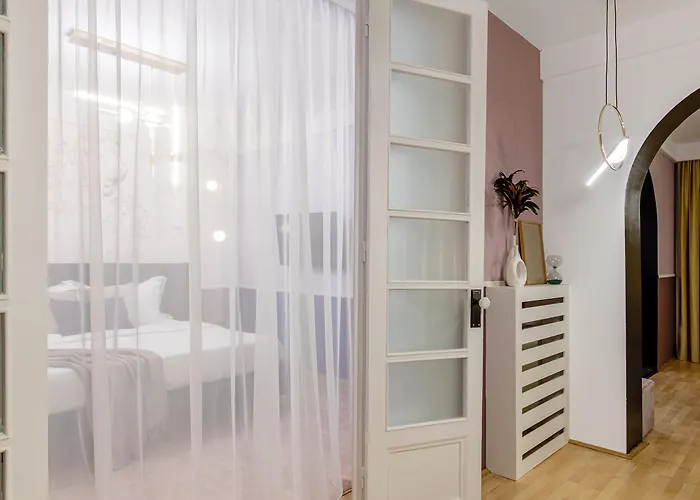 Birds Of Paradise 度假居 布加勒斯特