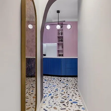 Birds Of Paradise * בוקרשט